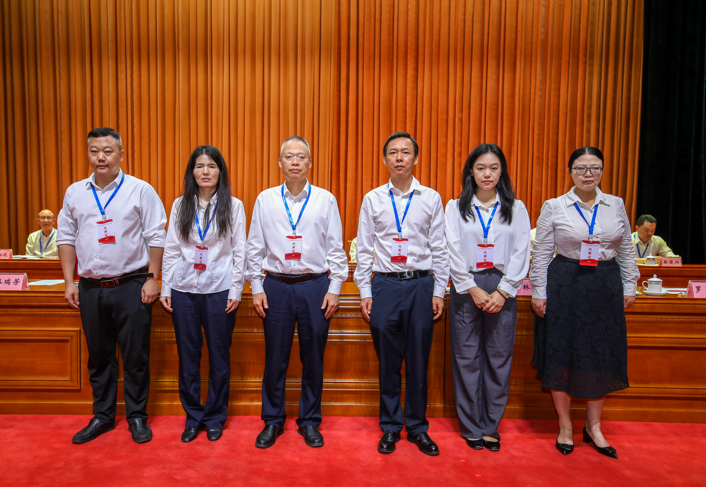 第十次代表大会合影.jpg
